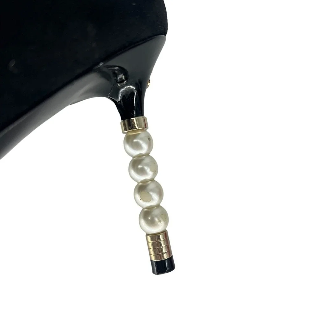 Chanel 2020 CC Suede Pearl Heel Cap Toe Logo Boots Black Size 40.5‎